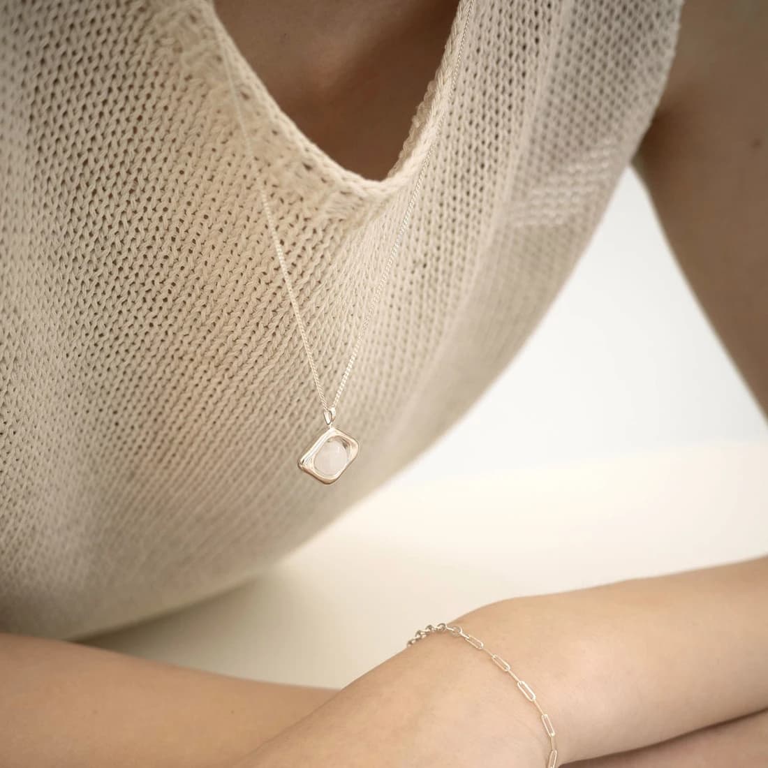 Lozenge Ball Necklace (L)