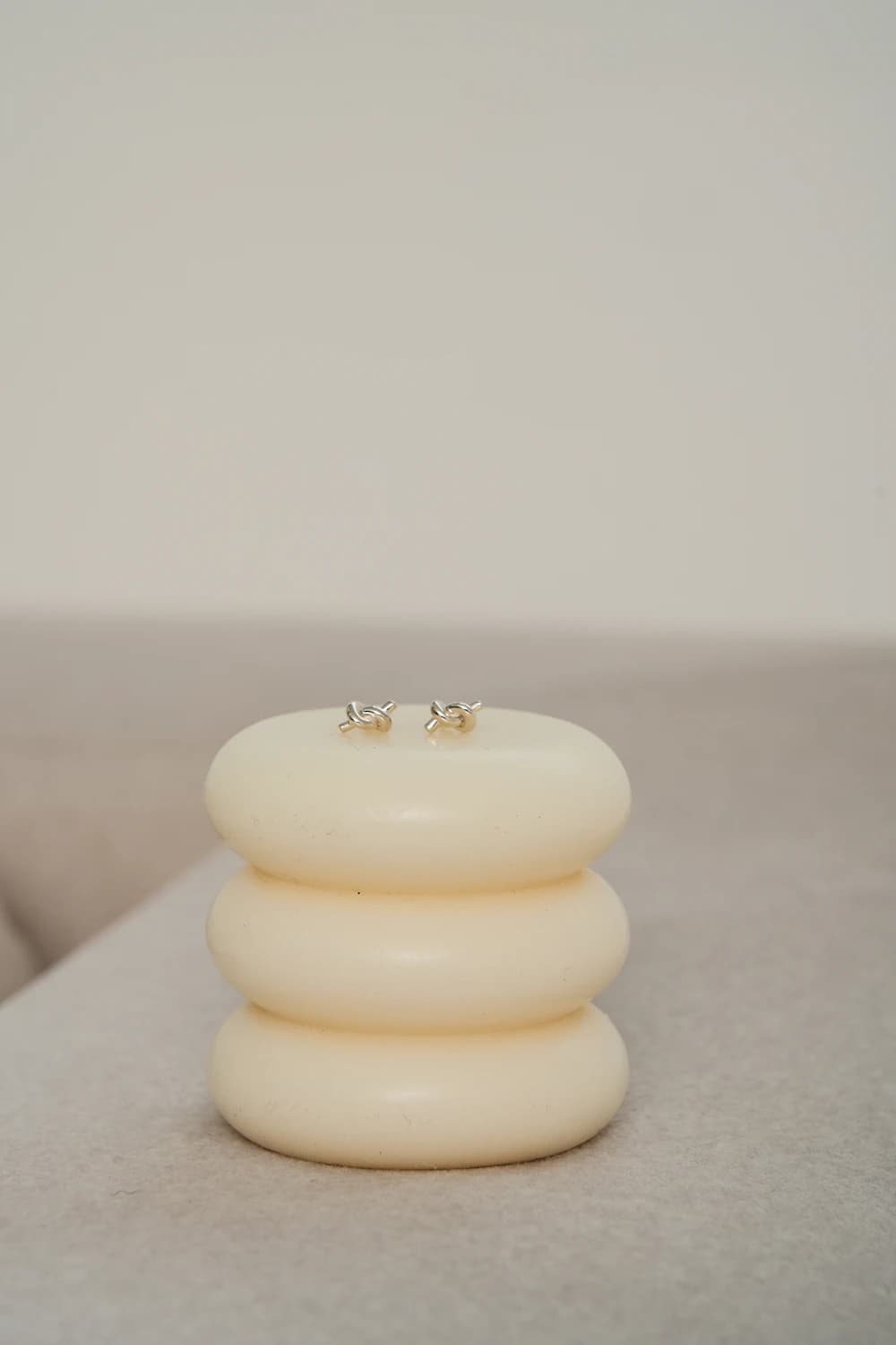 Mini Knot Earring