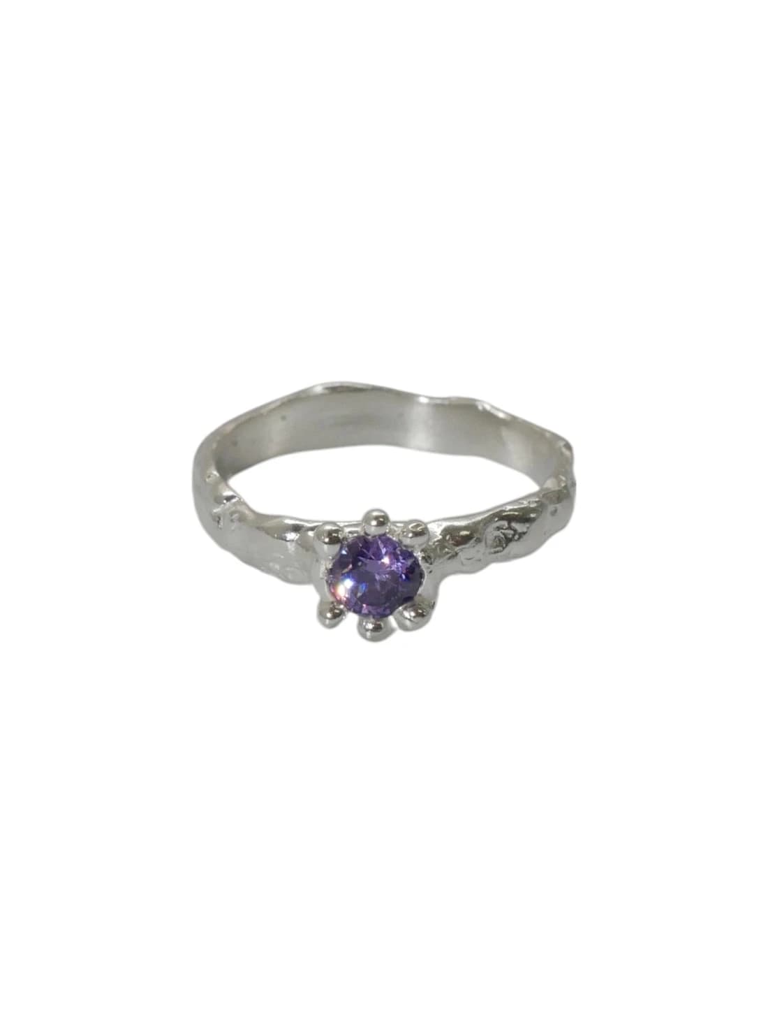 Flowy ring