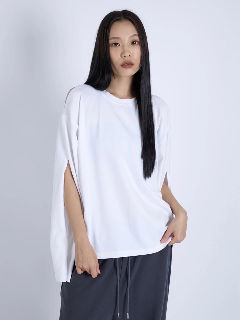 カットアウト ロングスリーブトップ - White