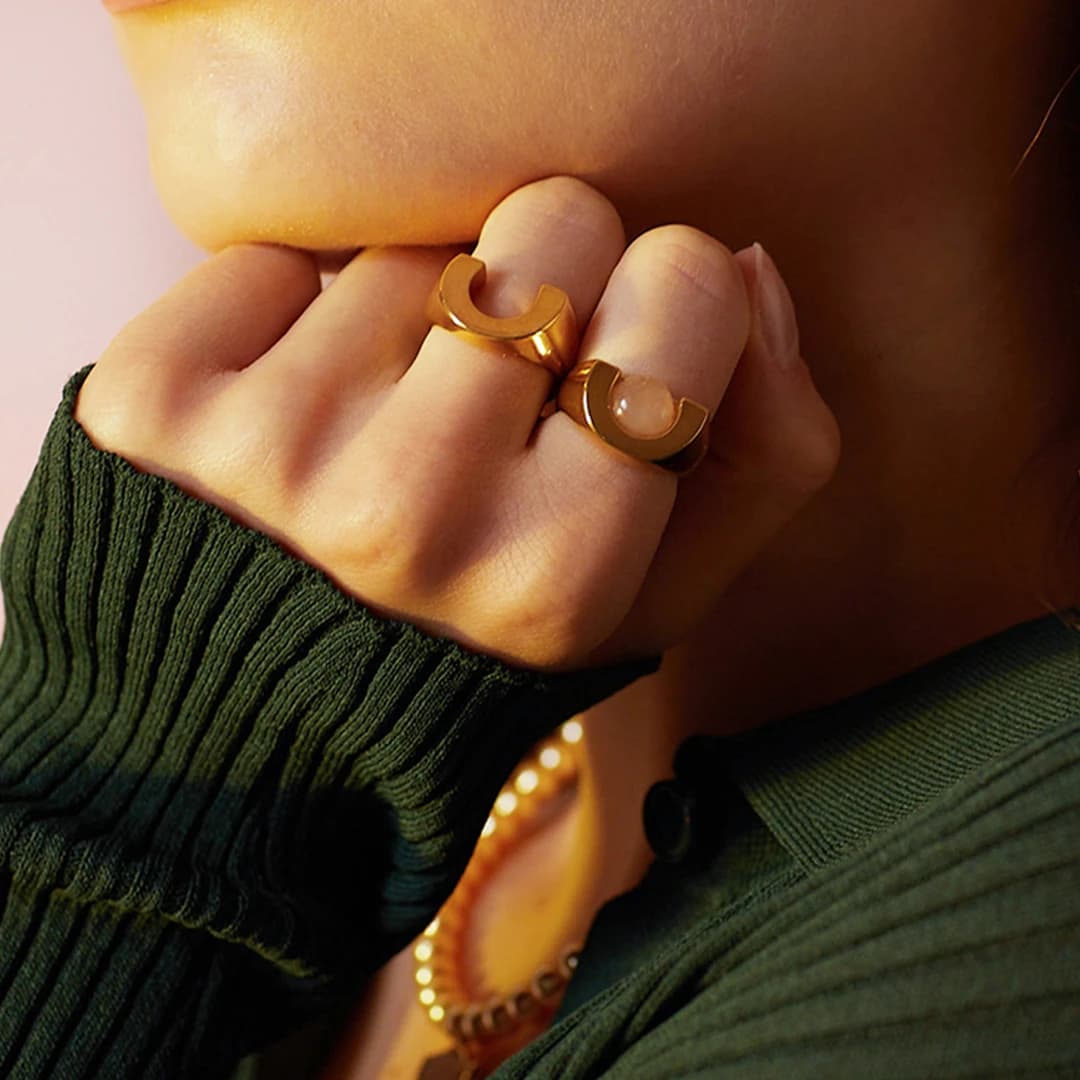 R6 [The Light of 6:17pm]