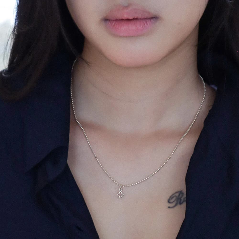 Mini Clover Necklace