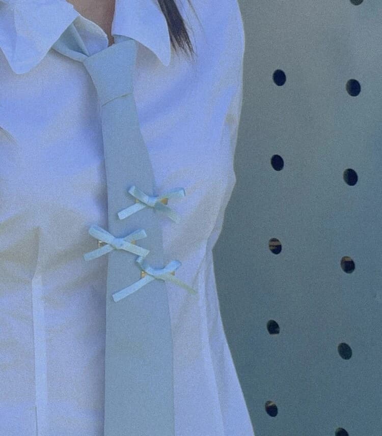 Adorn Ribbon Tie (Blue)