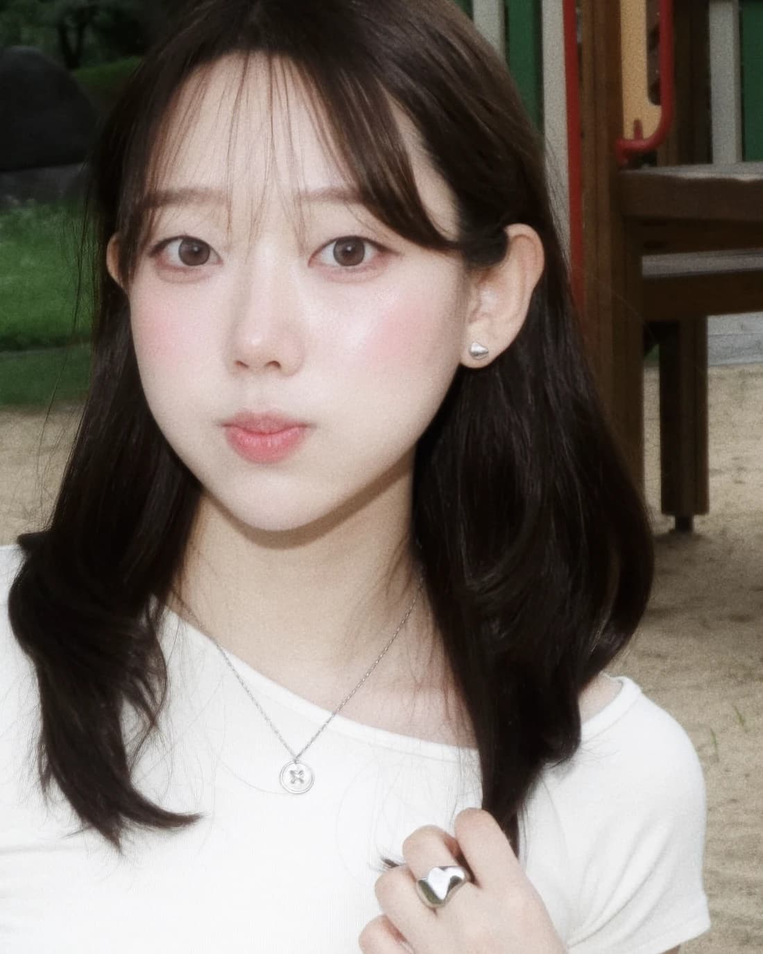 Daily heart glow earring