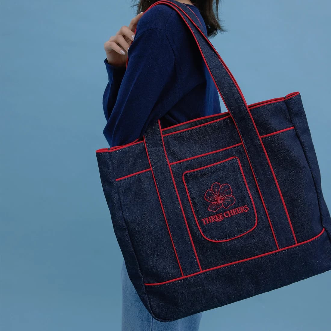 THREECHEERS FLOWER LOGO DENIM BAG