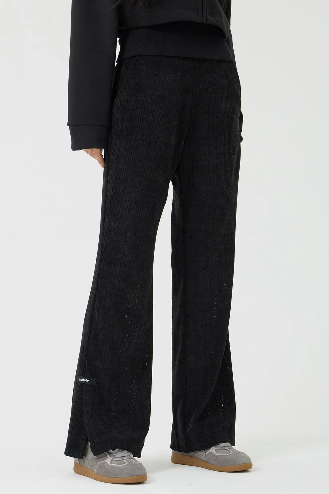 ニット センターシーム ブーツカットパンツ - Black