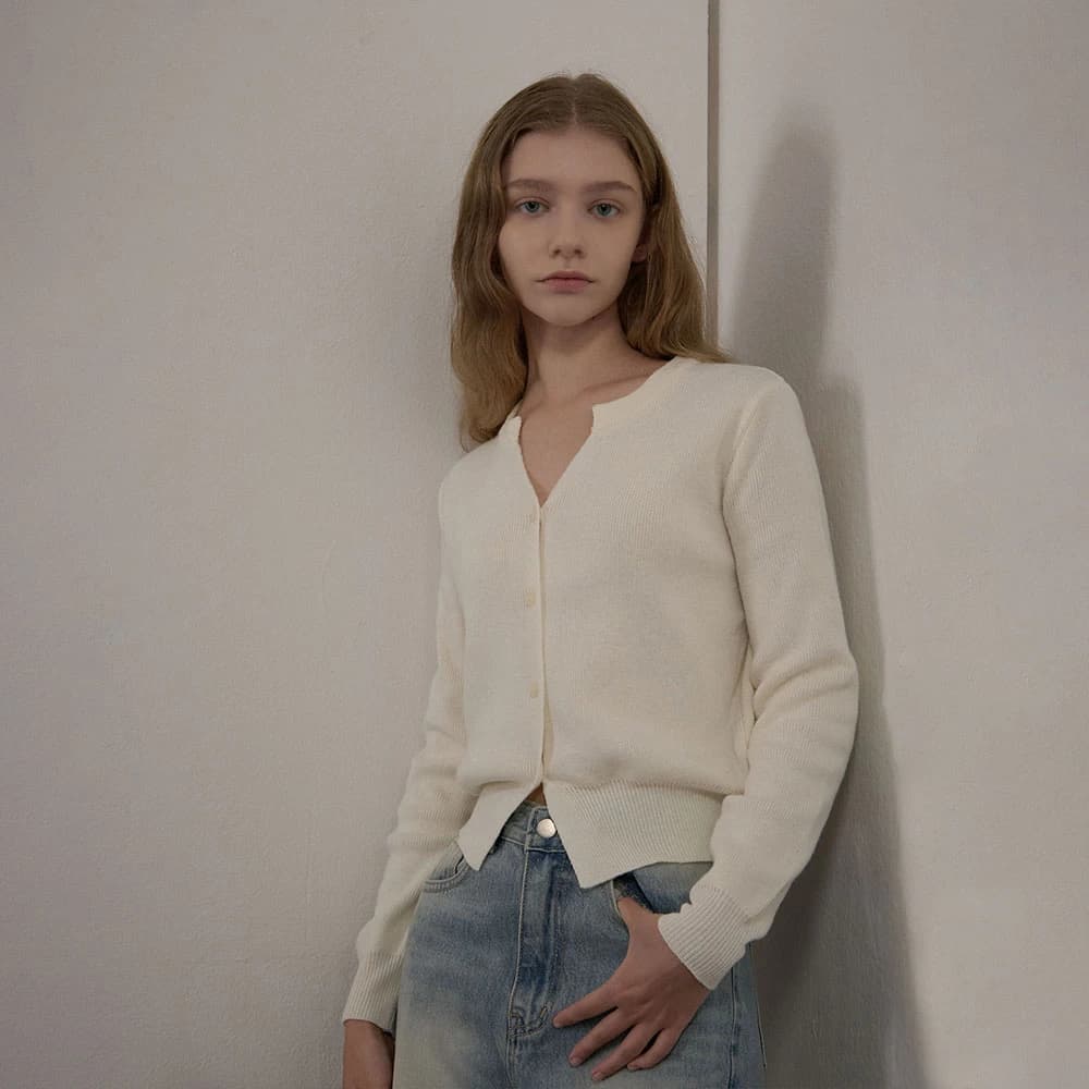 SLIT RIBBED KNIT CARDIGAN IVORY