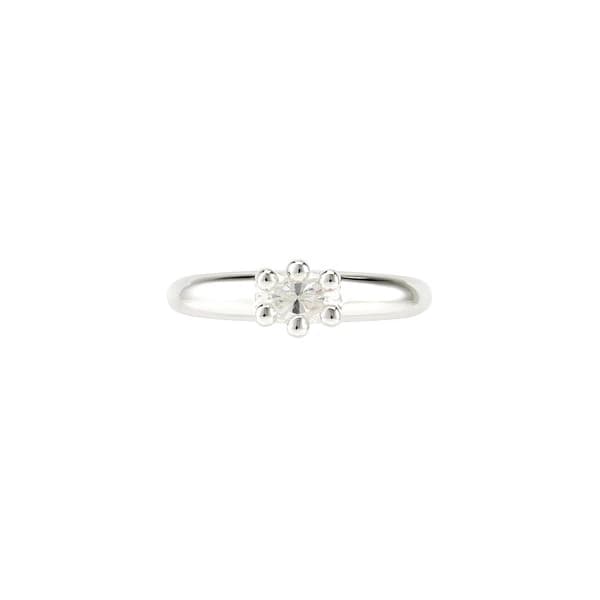 lace ring (white)