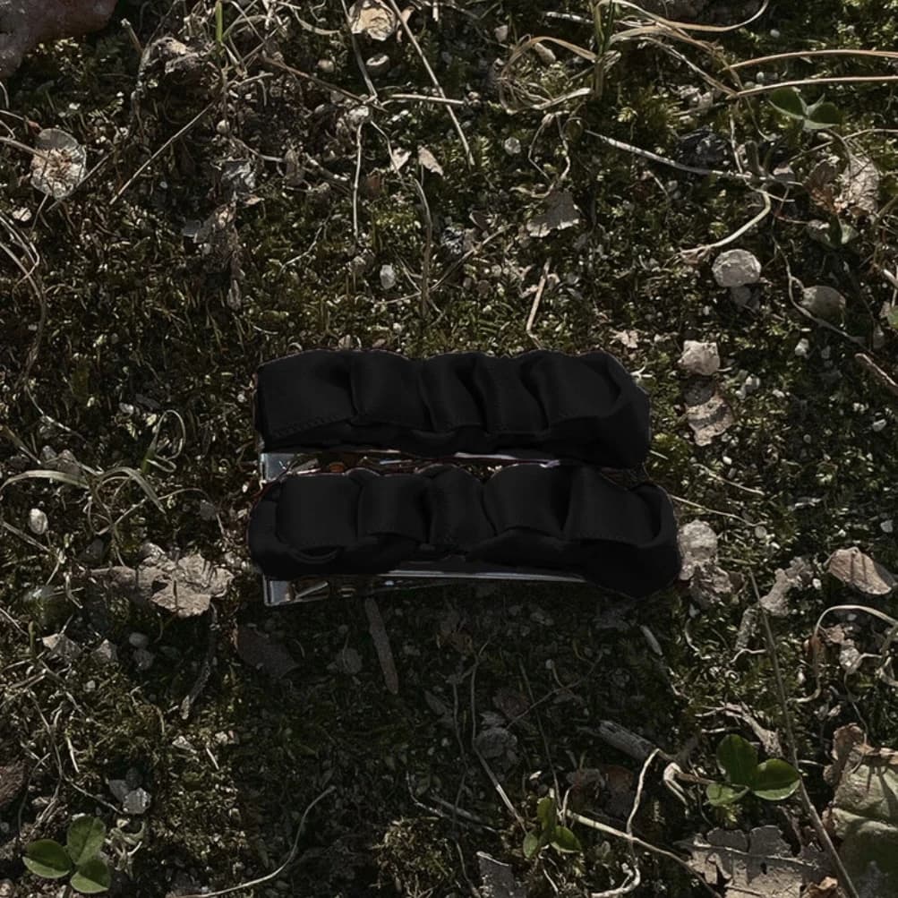 Growvine Pin (Black)