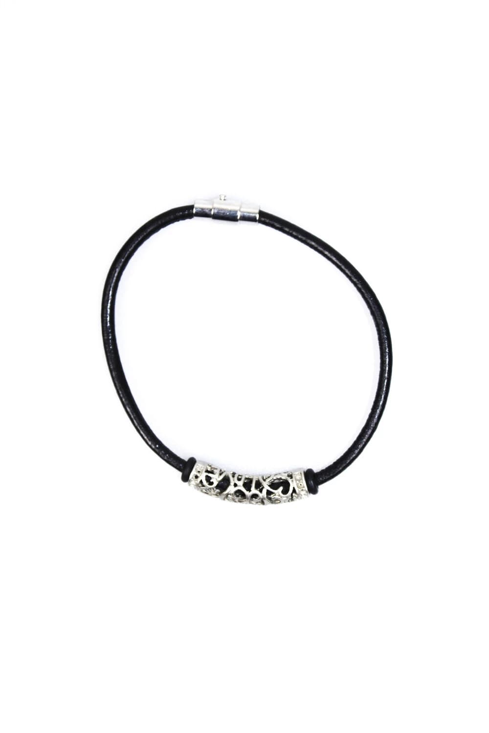 歲寒松柏 Antique leather bracelet