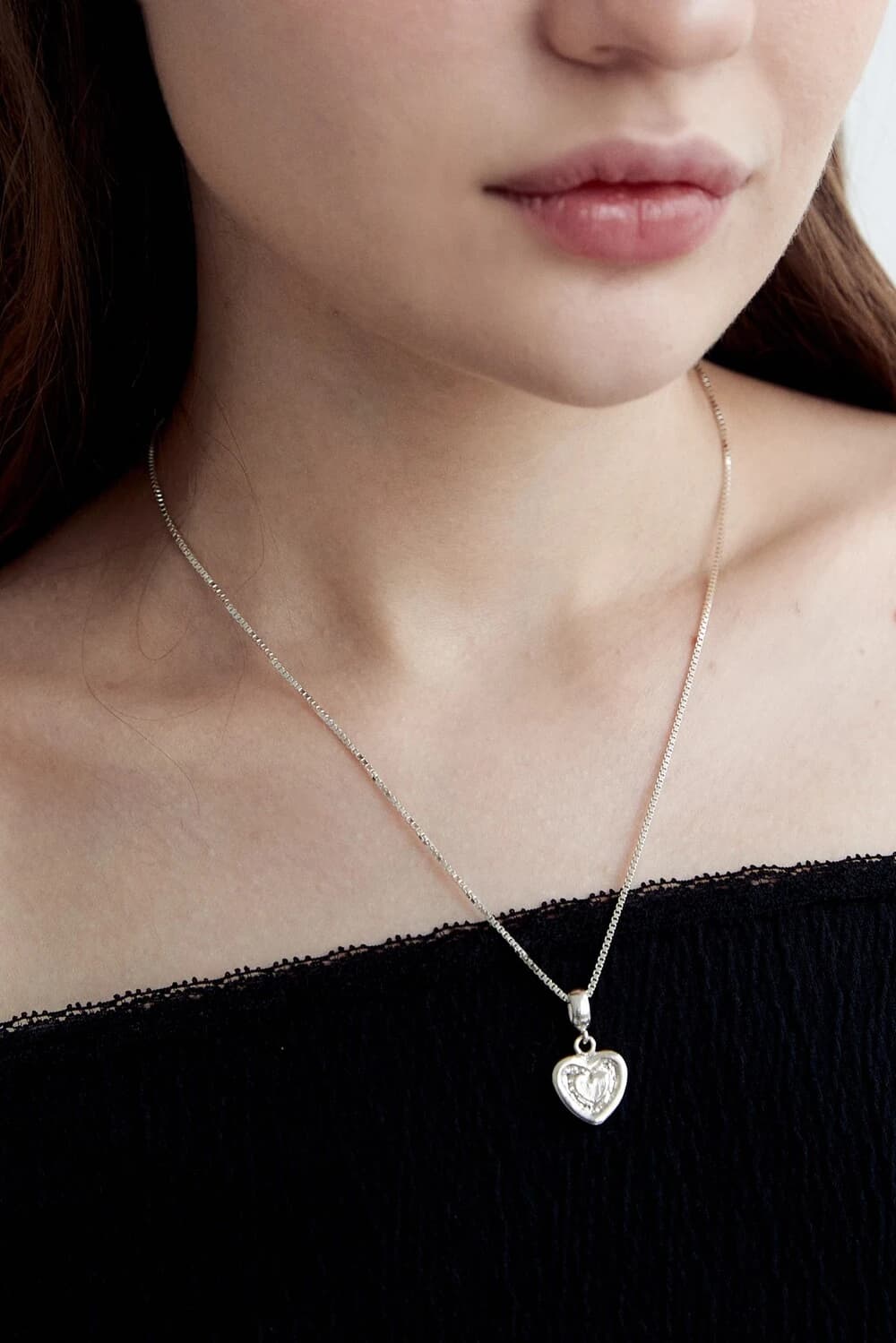 Love frame necklace heart