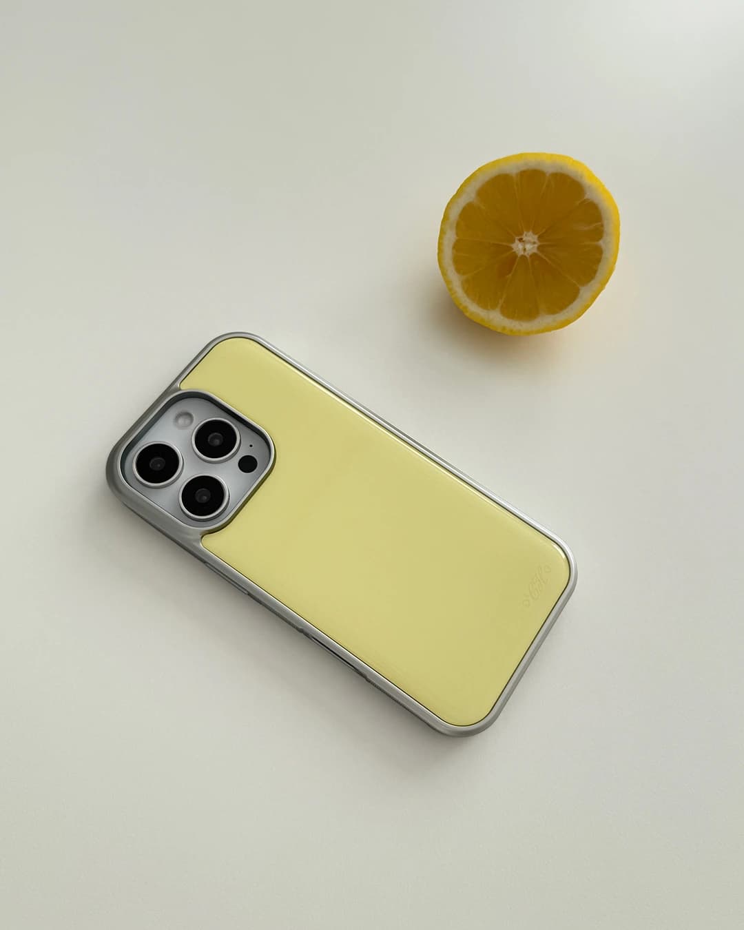 Solid Color Case Silver - Lemon Yellow