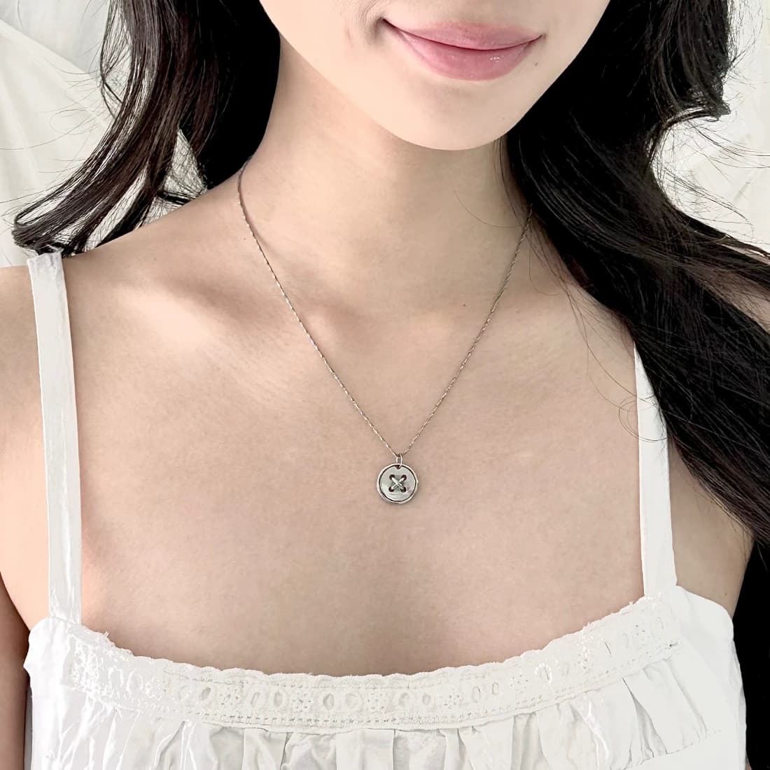 Dear button necklace