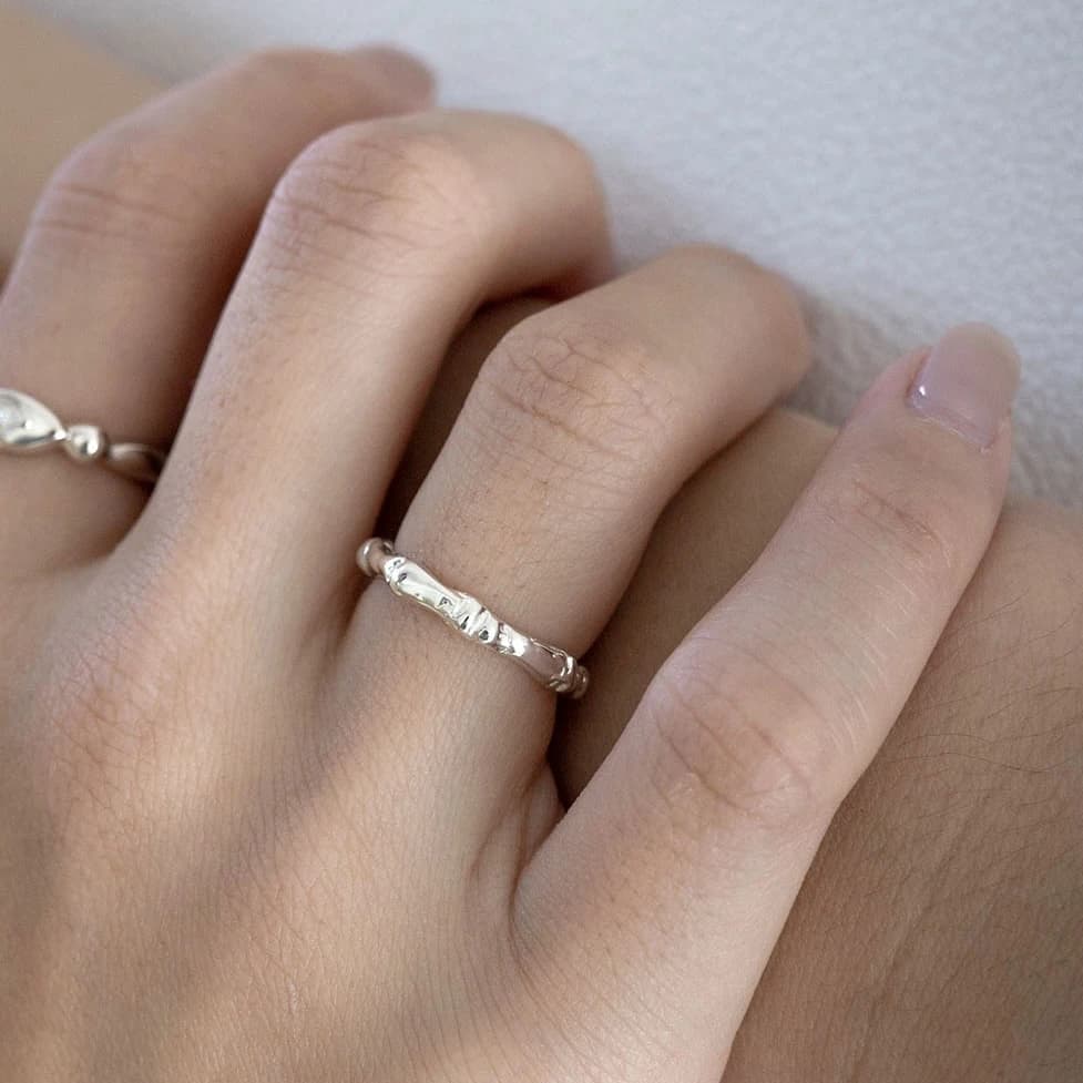 Mora Ring
