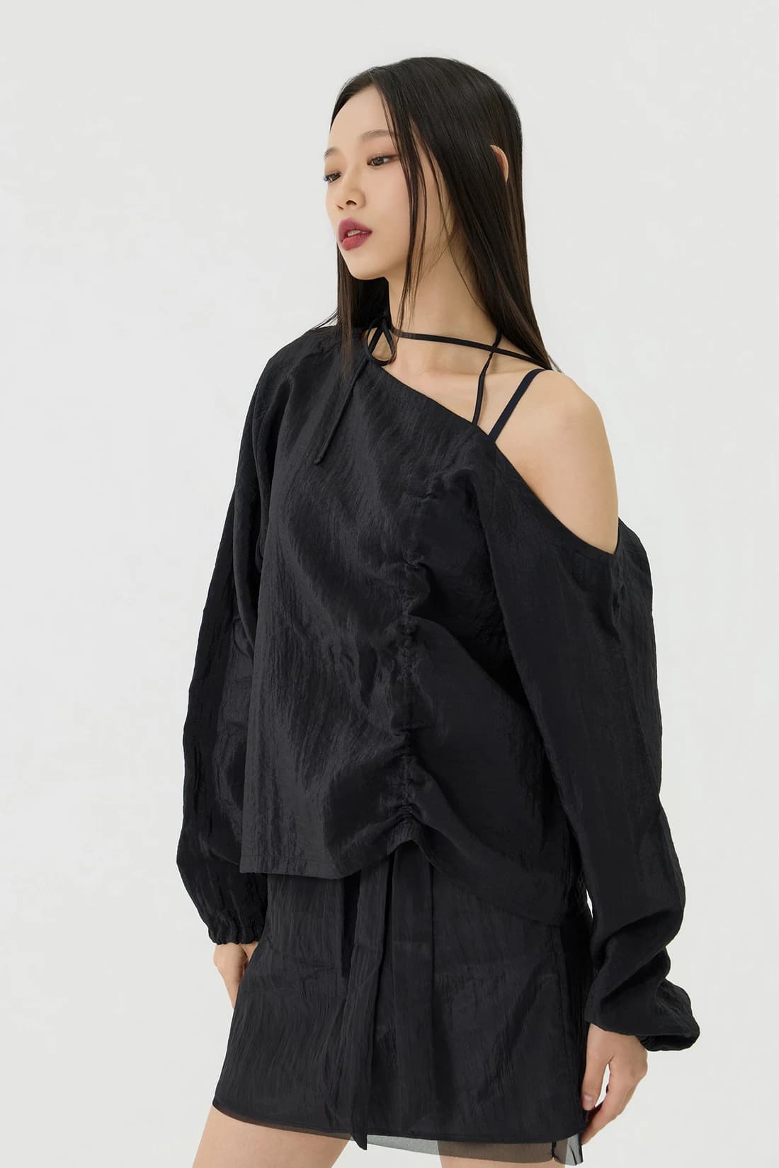ワンショルダー ブラン リボンシャーリングディテール トップス - Black