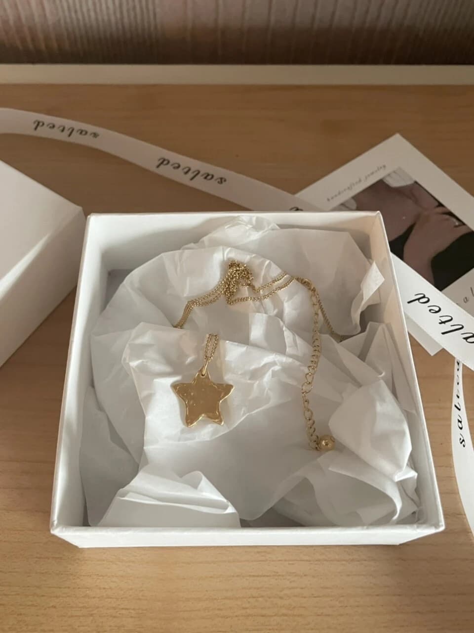 Monet star necklace
