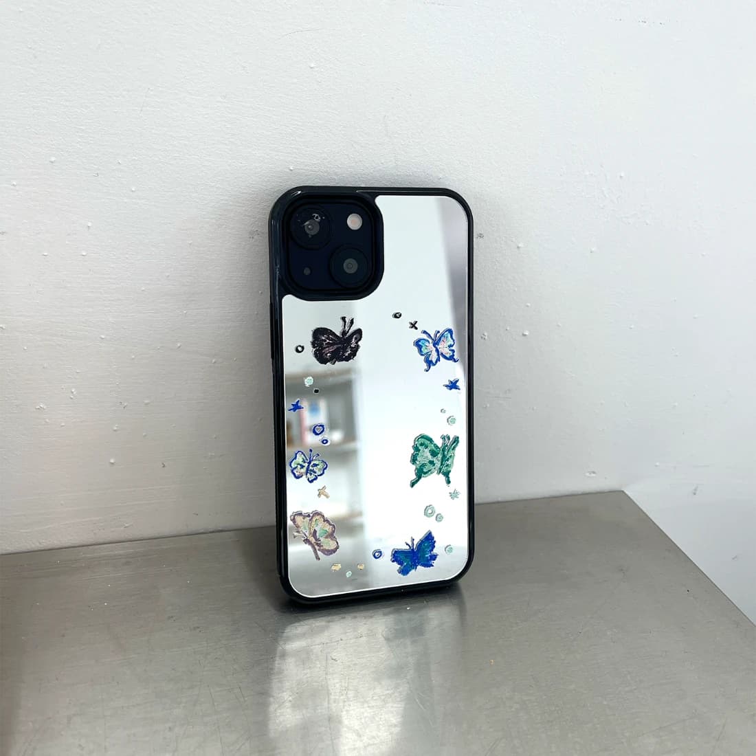 Butterfly Drawing Mirror Case  • Mirror Black Bumper Case