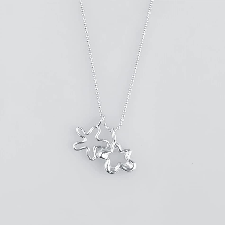 Water Flower Necklace