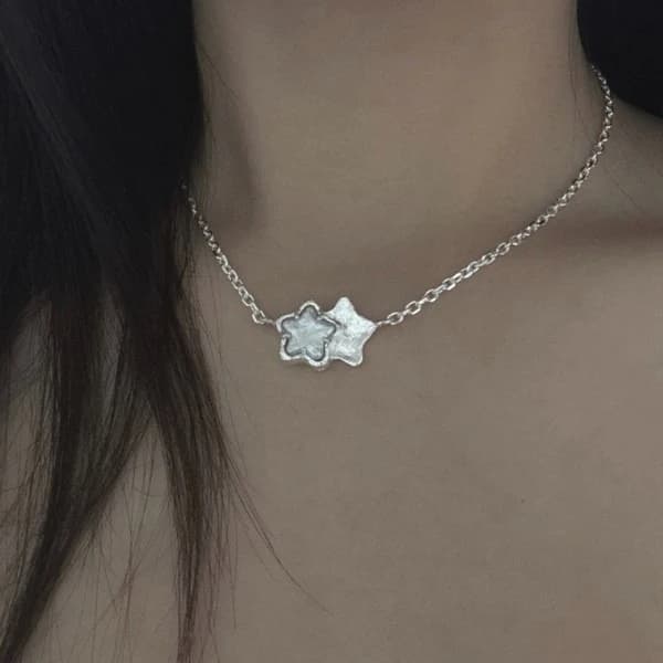 bestie necklace