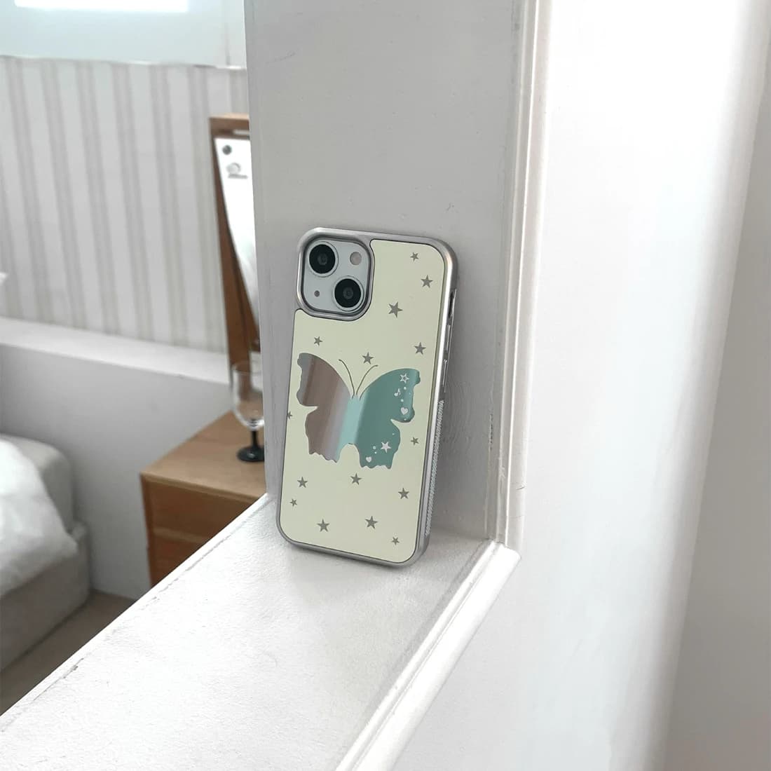 Butterfly Mirror Case • Yellow • Mirror Silver Bumper Case