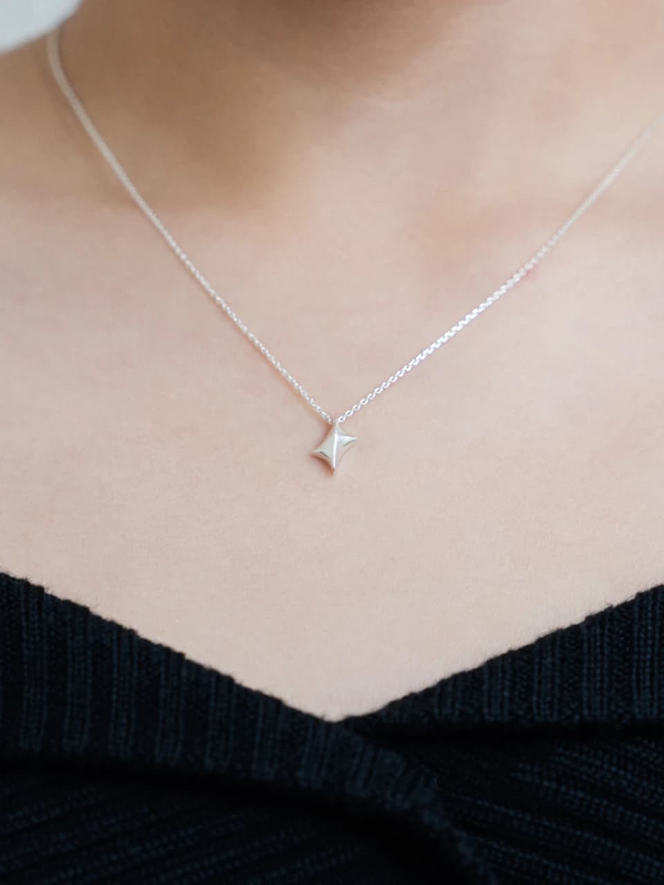 Headlight Necklace 2 - Silver