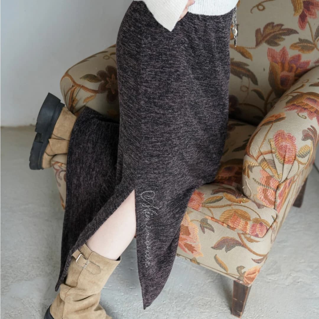 Studded maxi skirt(Mahogany)