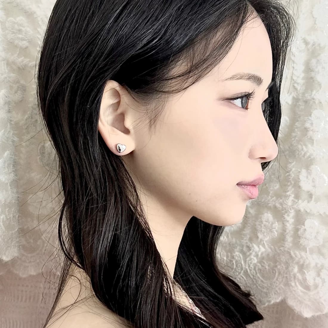 Daily heart glow earring