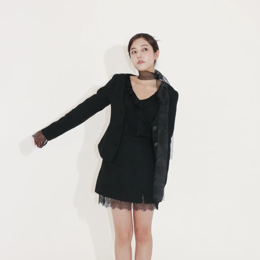 Vamp lace skirt (Black)