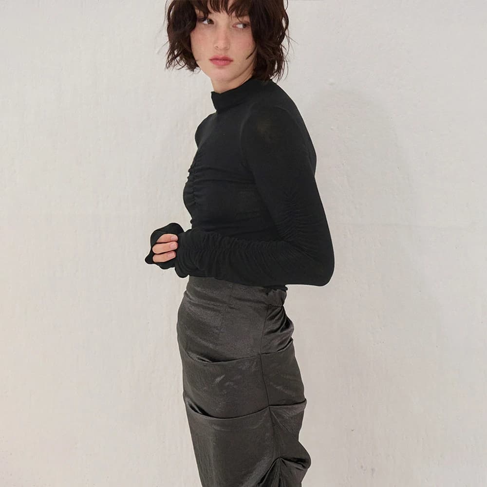 HALF SHIRRING TURTLENECK T-SHIRT BLACK
