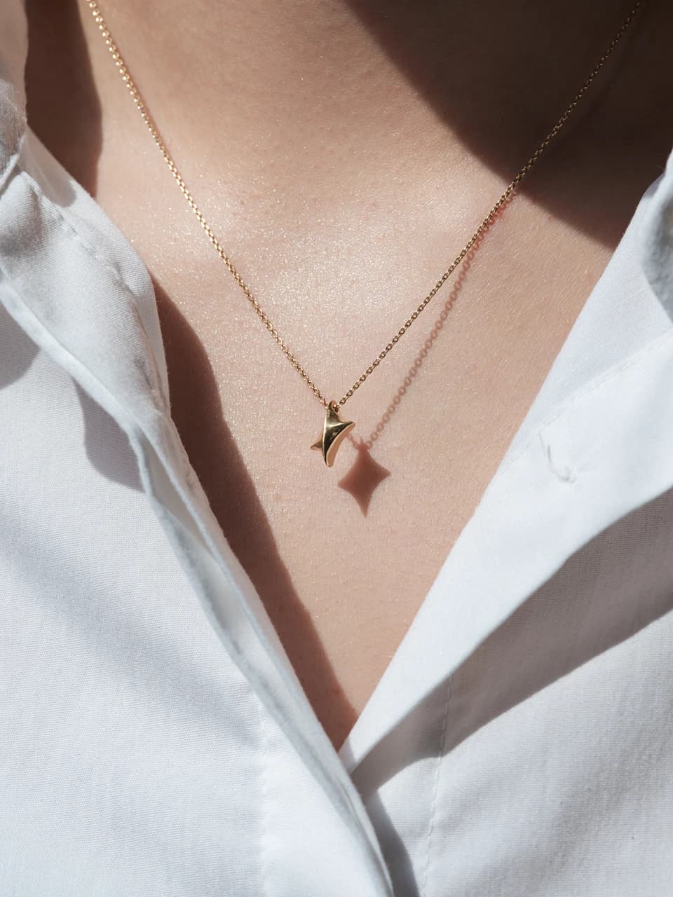 Headlight Necklace 2 - Gold