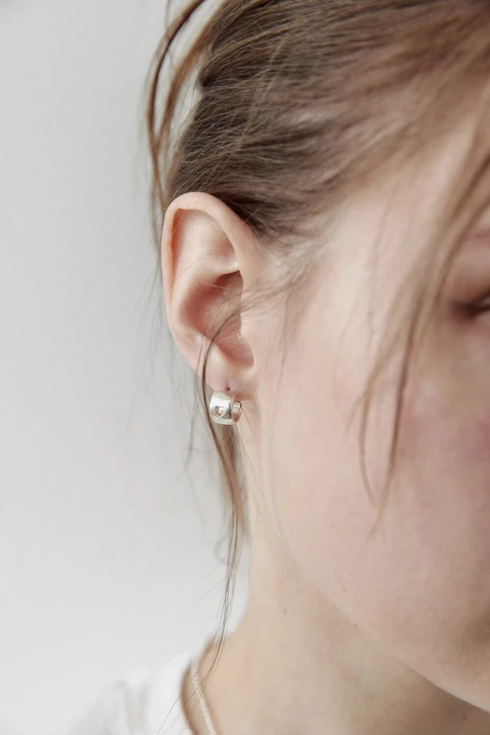 Mini love hole earring