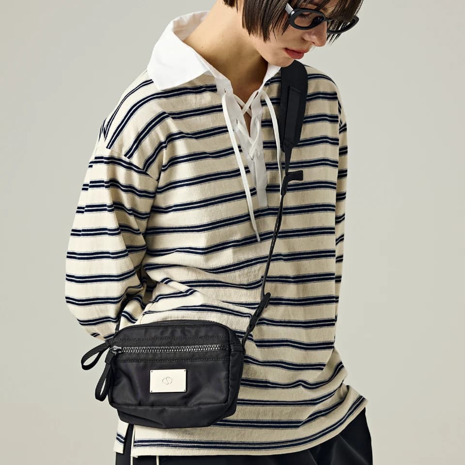 SYMBOL NYLON SHAKOSH CROSS BAG [BLACK]