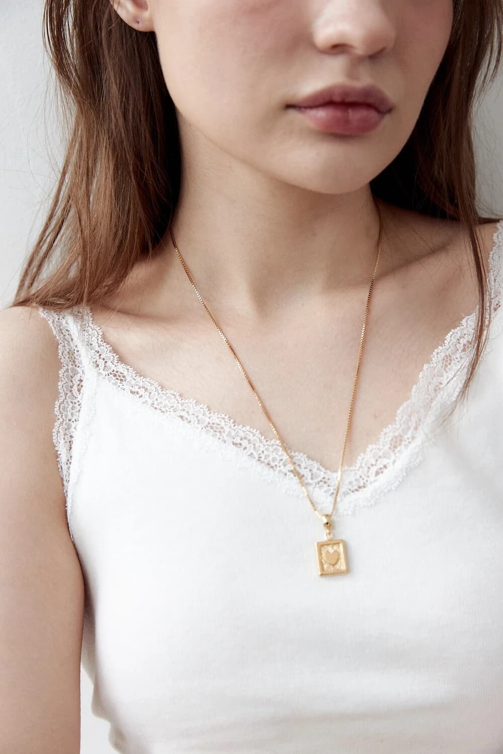 love frame necklace square