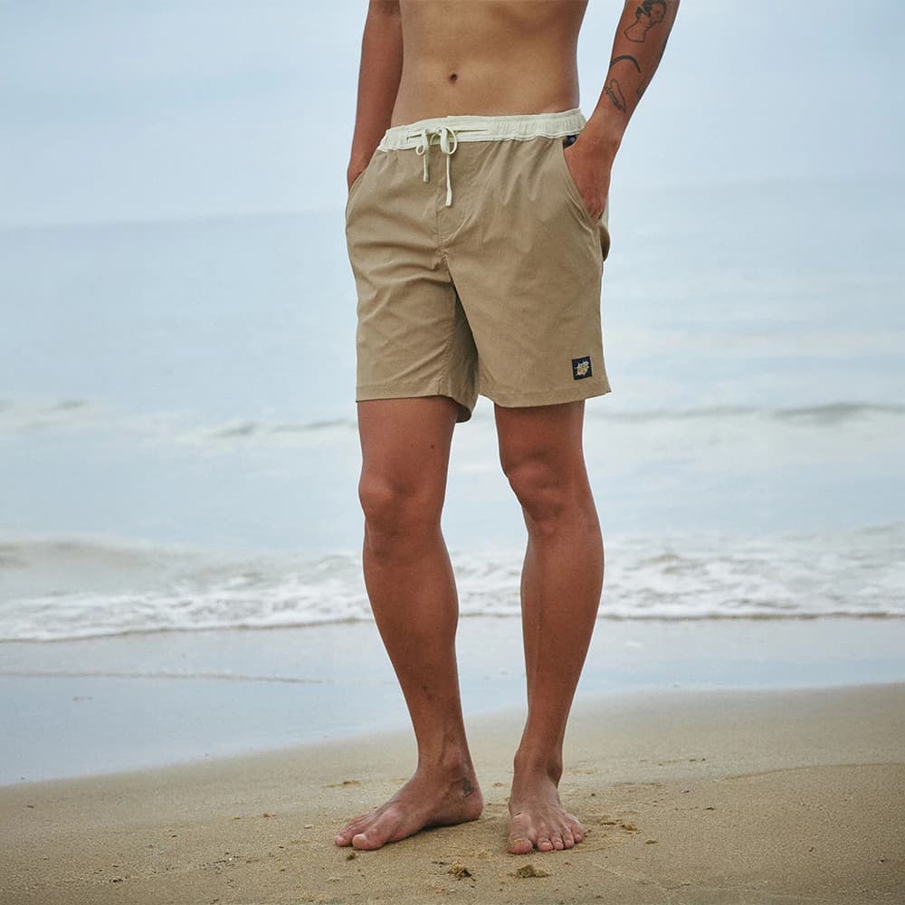 16" Ako Boardshort Brown