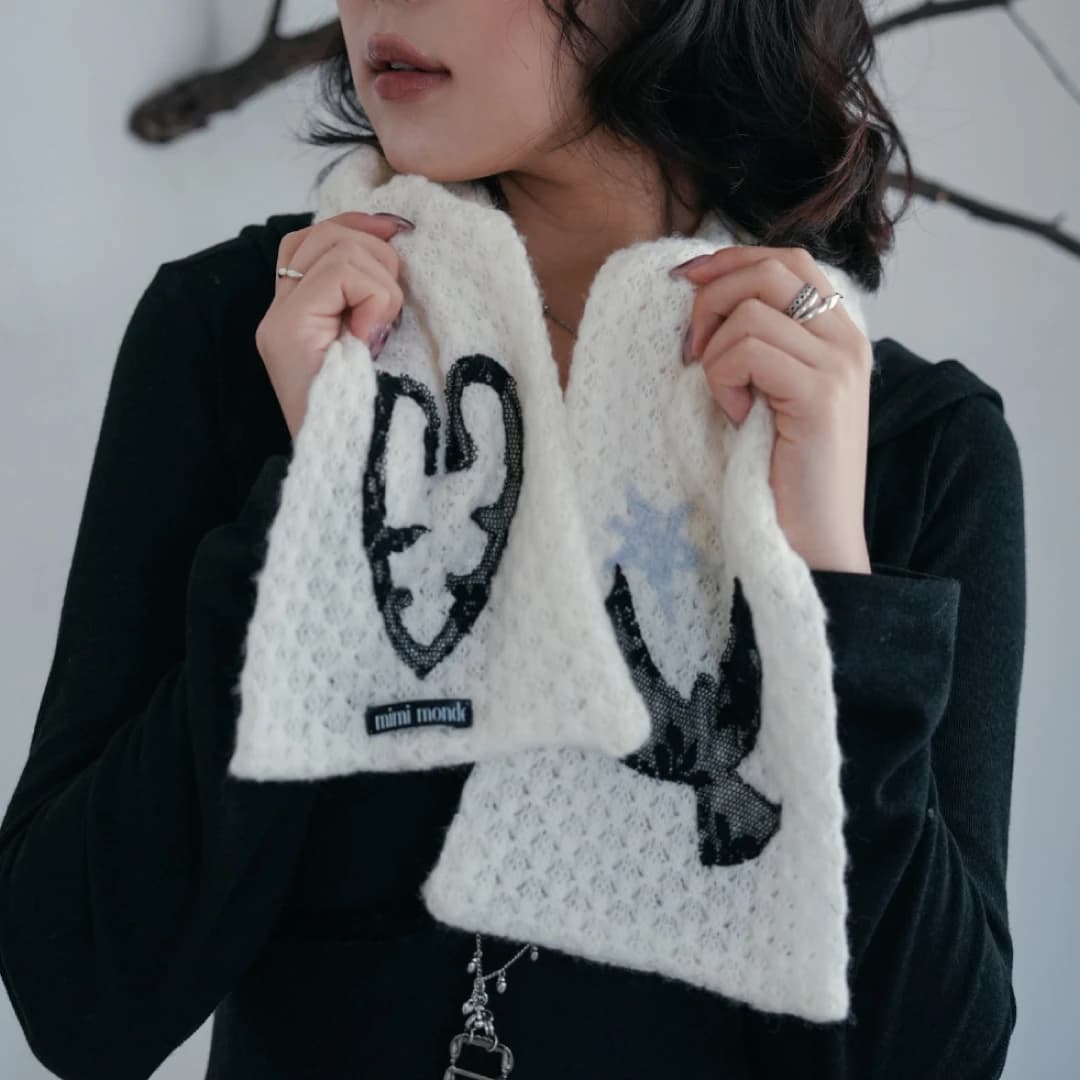 Messenger of Love muffler