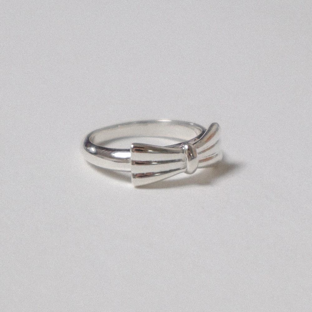 Bow Ring