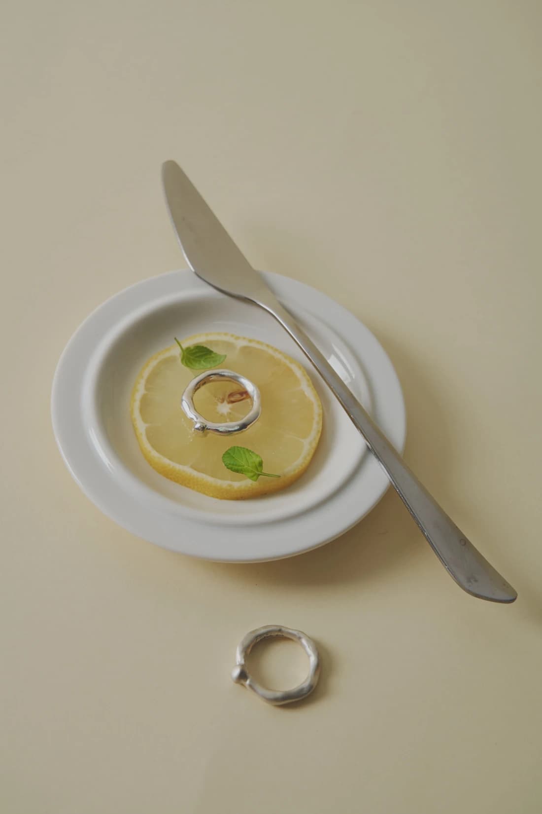 Pebble ring