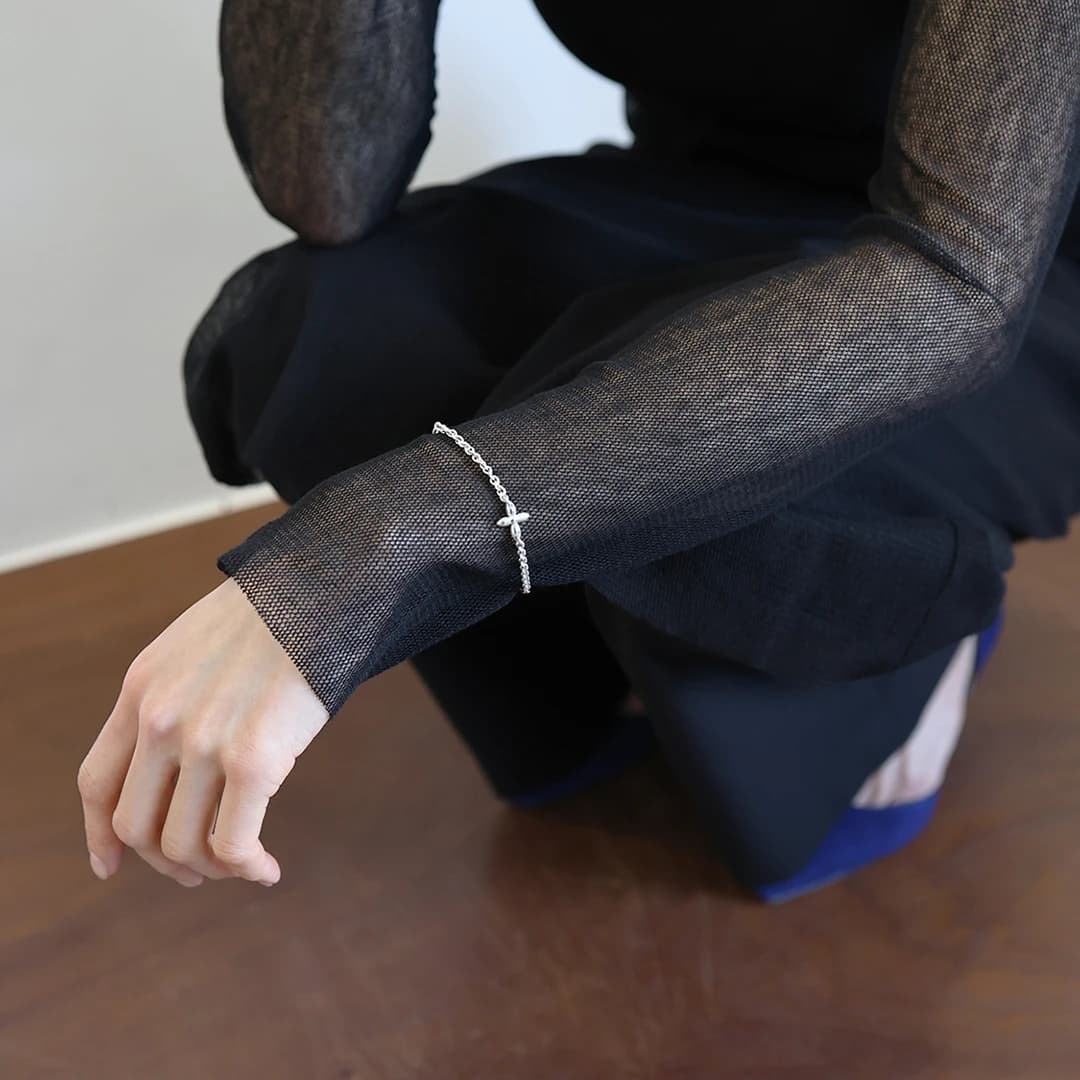 Cross bracelet