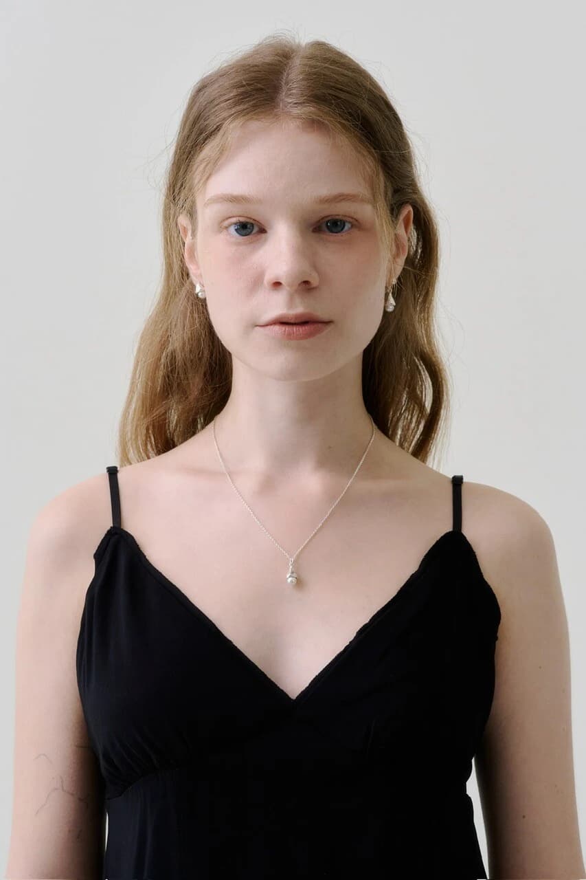 arte pearl necklace