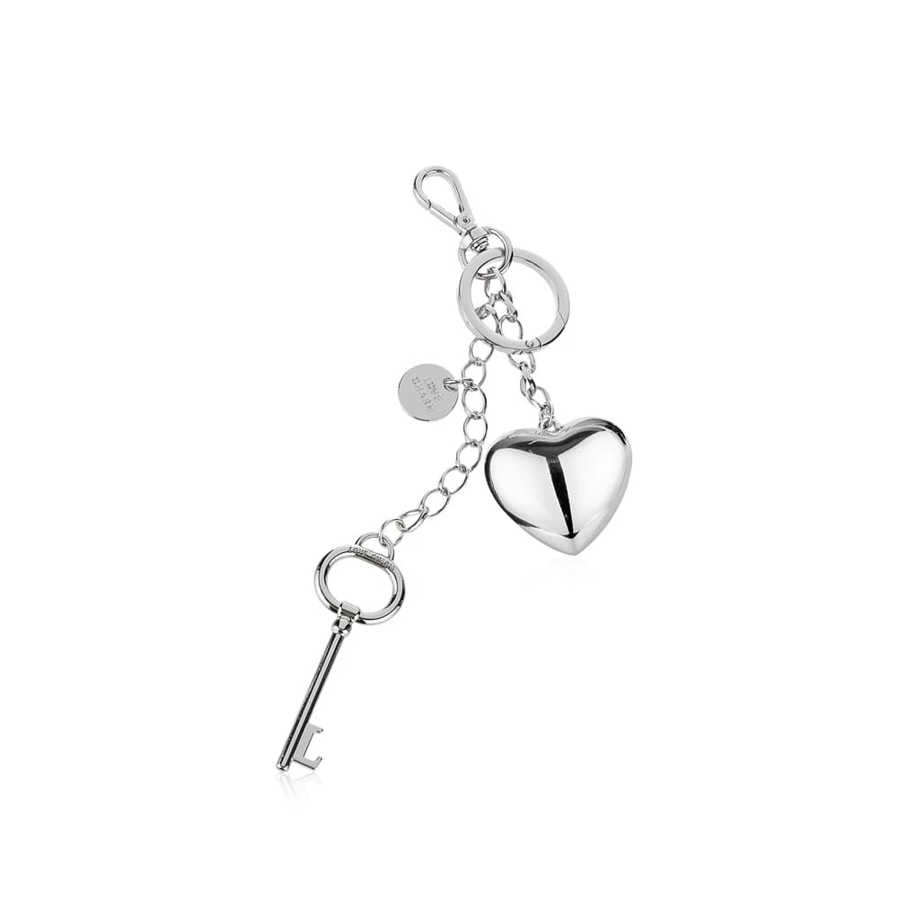 LOVE CHARM Love L-key charm