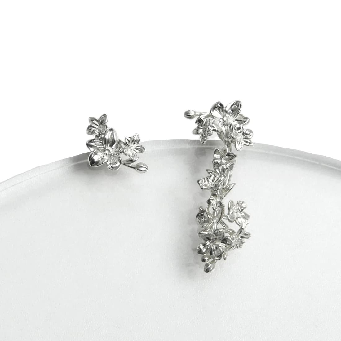 Mini Delphinium Earrings （自分に贈る、小さな花）