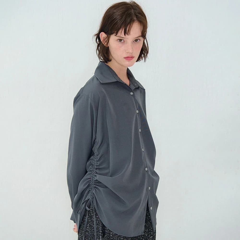 STRAP SHIRRING OVERSIZE SHIRT CHARCOAL