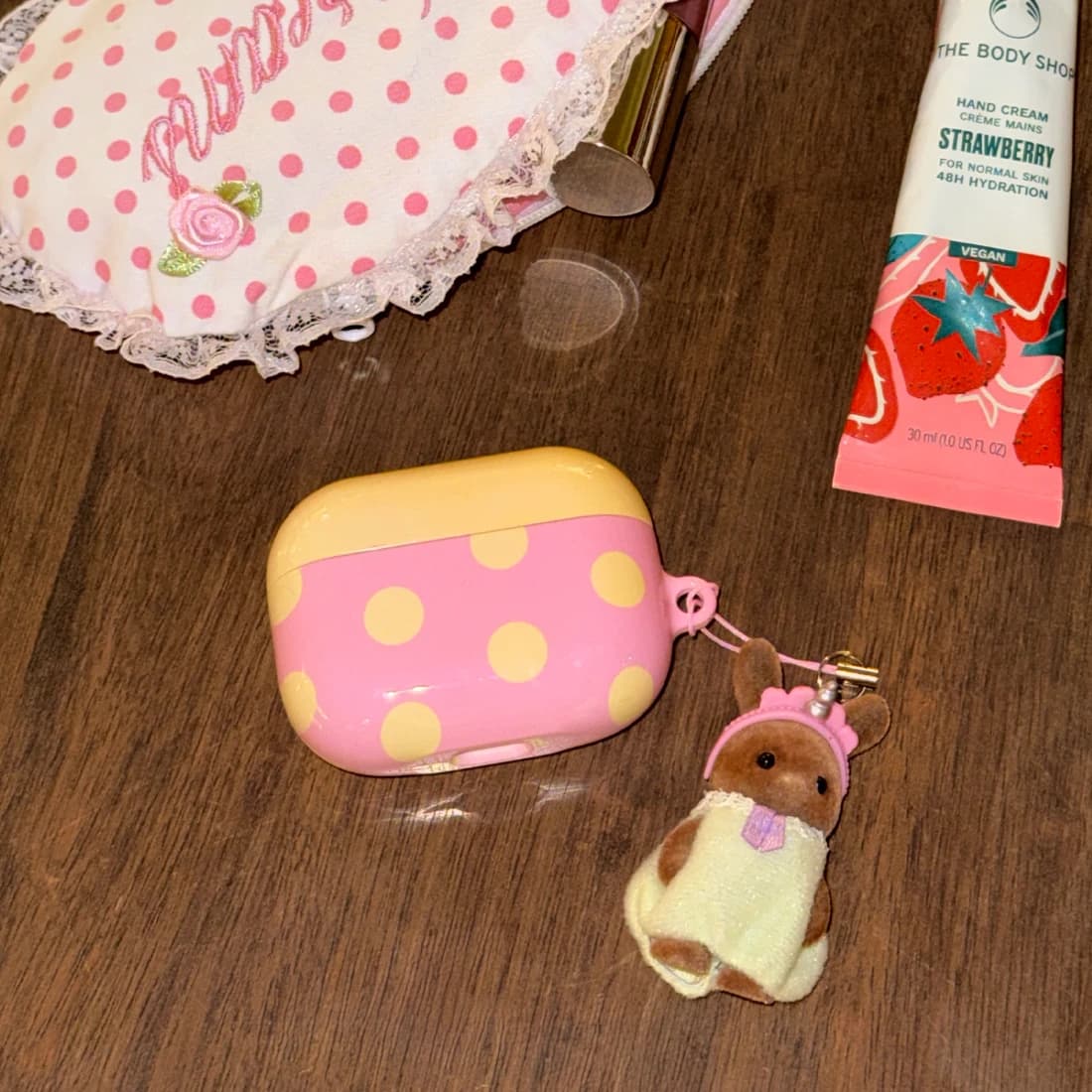 Dreaming Dots Air Pods Case (5 Color)