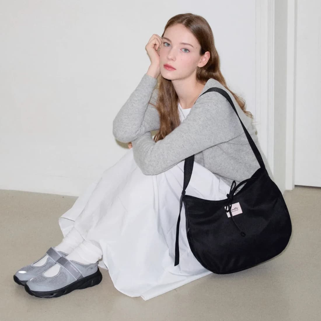 nylon cross bag (Black string)